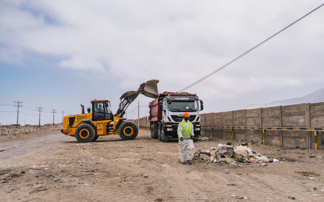 FCAB retira más de 150 toneladas de basura de la vía férrea en el norte de Antofagasta