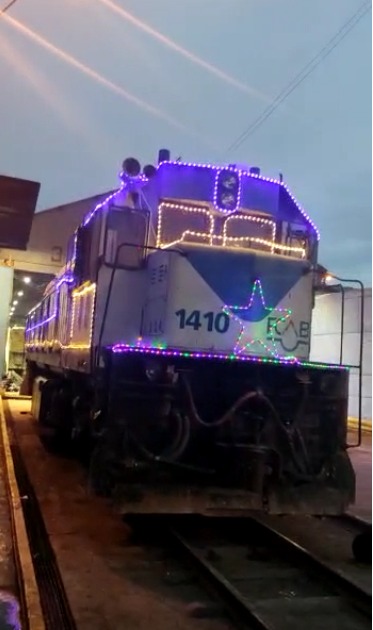 FCAB iluminará locomotoras en vísperas de Navidad