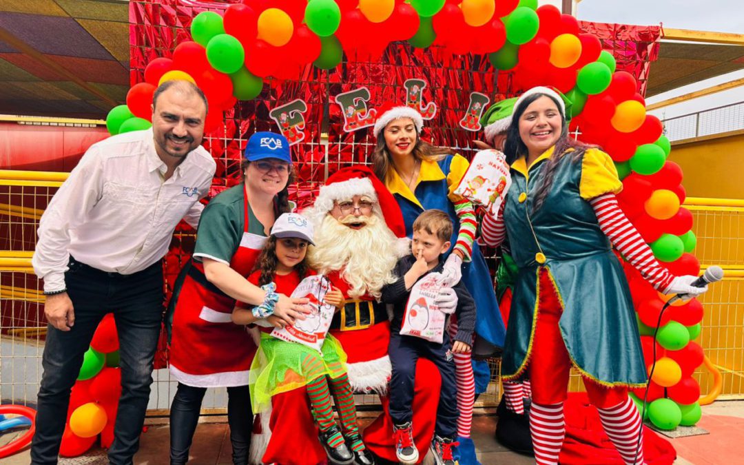 Niños y niñas de jardines infantiles de Antofagasta y Calama vivieron la Navidad junto a FCAB